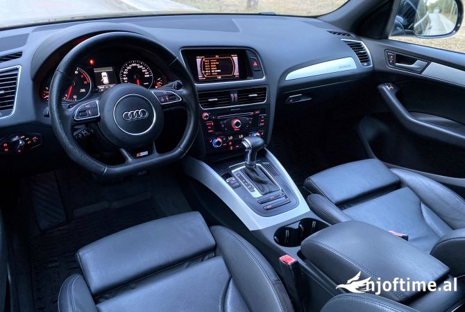 Makina ne shitje ne Tirane - 12,800 Euro