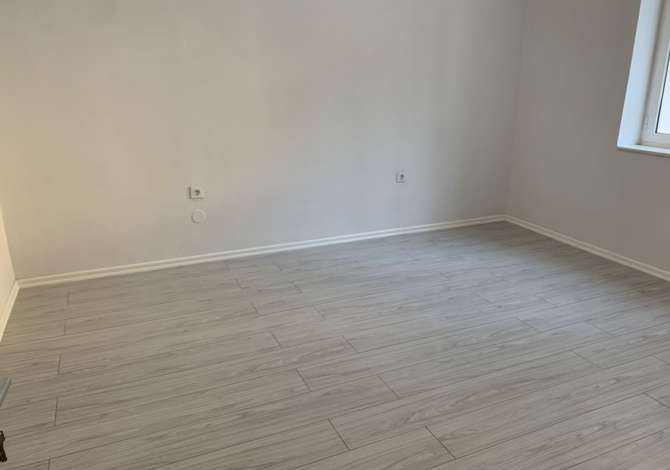 Business Property in Sale 2+1 in Tirana - 105,000 Euro