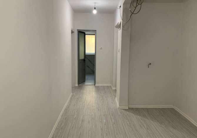 Business Property in Sale 2+1 in Tirana - 105,000 Euro