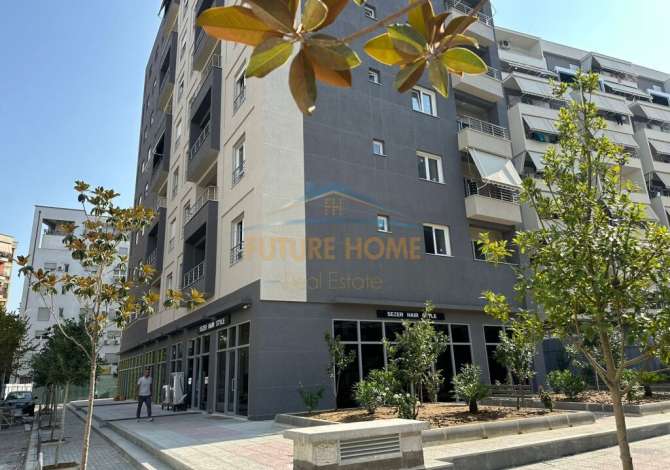 Ambient biznesi me qera 3+1 ne Tirane - 600 Euro