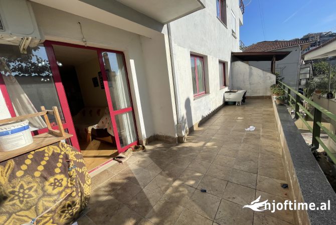 Shtepi ne shitje 2+1 ne Tirane - 120,000 Euro