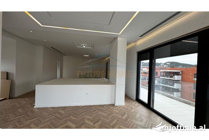 Ambient biznesi me qera 3+1 ne Tirane - 2,000 Euro