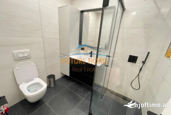 Shtepi ne shitje Apartament ne Tirane, 2+1, Mobilimi E mobiluar, Pagesa 265,000  Euro.