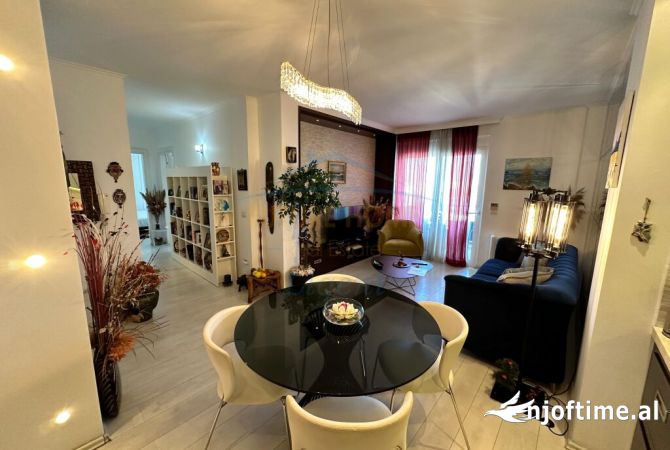 Shtepi ne shitje 2+1 ne Tirane - 220,000 Euro