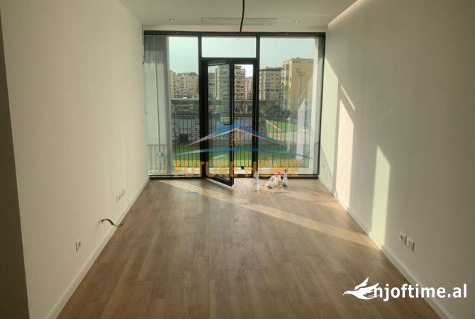 Ambient biznesi me qera 3+1 ne Tirane - 1,000 Euro