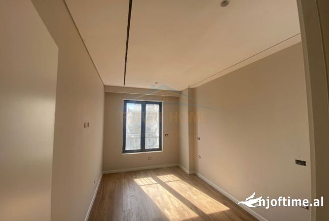 Ambient biznesi me qera 3+1 ne Tirane - 700 Euro