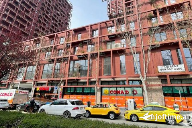 Ambient biznesi me qera 3+1 ne Tirane - 9,200 Euro