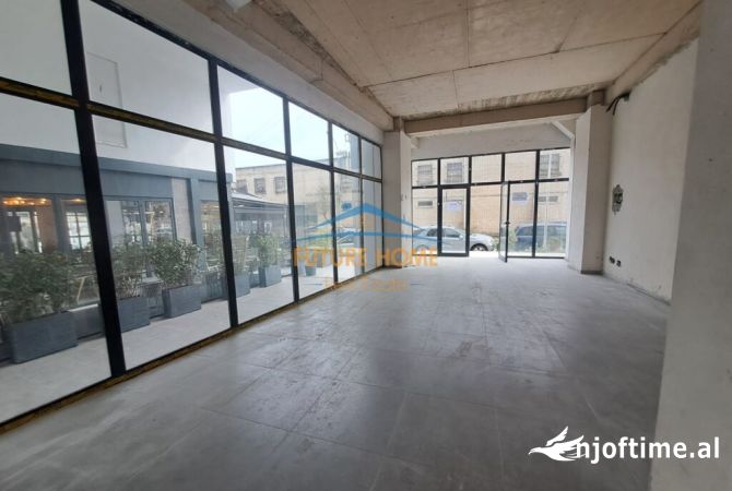 Ambient biznesi me qera 1+1 ne Tirane - 550 Euro