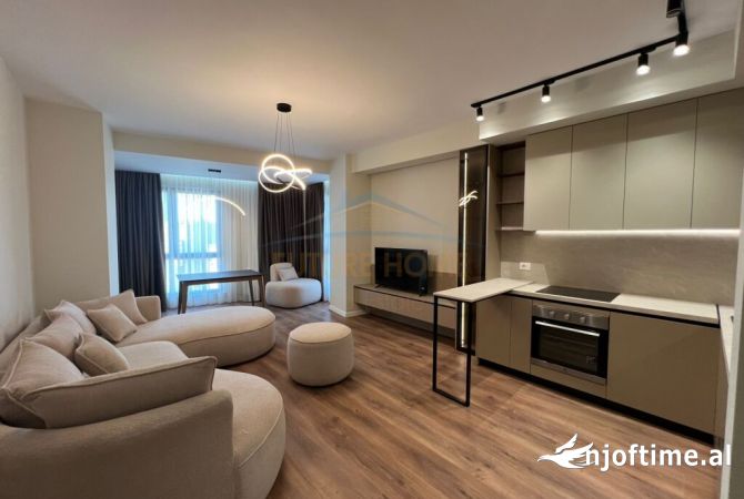 Shtepi me qera 2+1 ne Tirane - 1,200 Euro