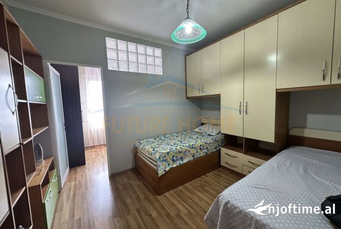 Shtepi me qera Apartament ne Tirane, 2+1, Mobilimi E mobiluar, Pagesa 450  Euro.