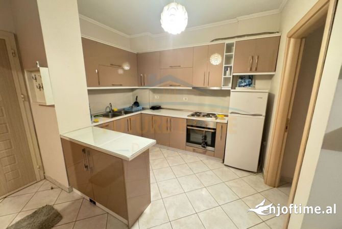 Shtepi me qera 1+1 ne Tirane - 450 Euro