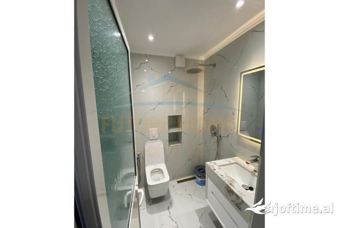 Shtepi ne shitje Apartament ne Tirane, 2+1, Mobilimi Bosh, pa mobiluar, Pagesa 185,000  Euro.