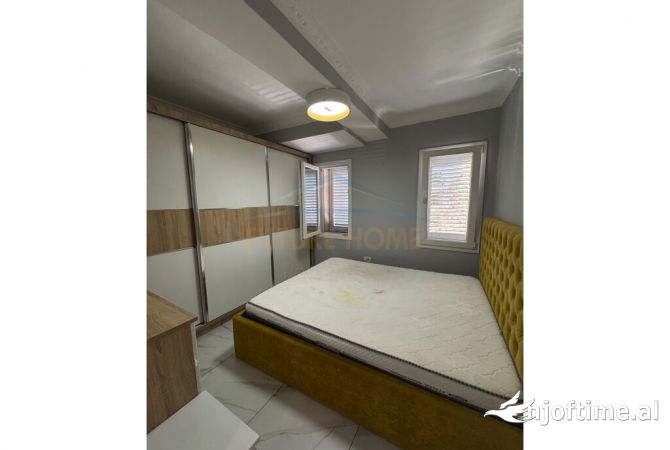 Shtepi me qera Apartament ne Tirane, 1+1, Mobilimi E mobiluar, Pagesa 550  Euro.