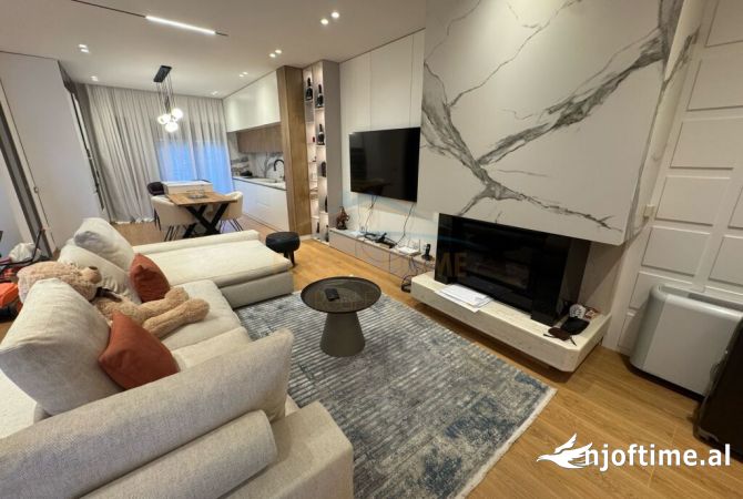 Shtepi me qera 3+1 ne Tirane - 3,000 Euro