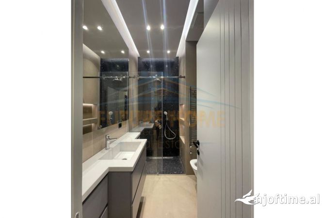 Shtepi me qera Apartament ne Tirane, 1+1, Mobilimi E mobiluar, Pagesa 950  Euro.