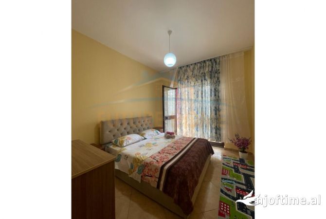 Shtepi ne shitje 1+1 ne Tirane - 140,000 Euro