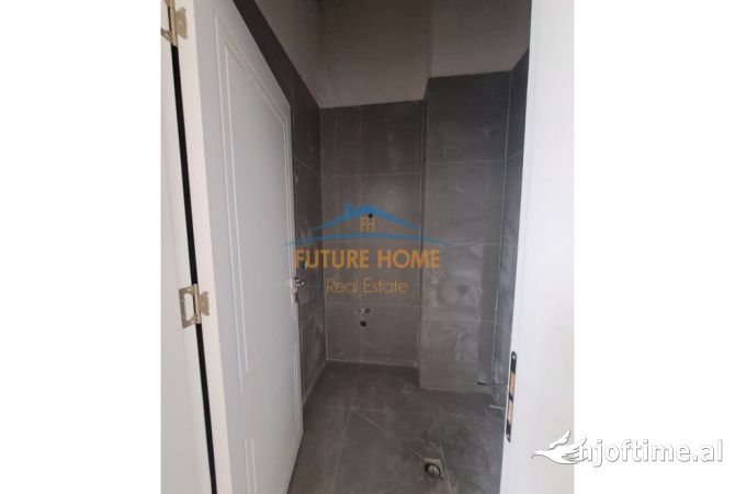 Ambient biznesi ne shitje 1+1 ne Tirane - 145,000 Euro