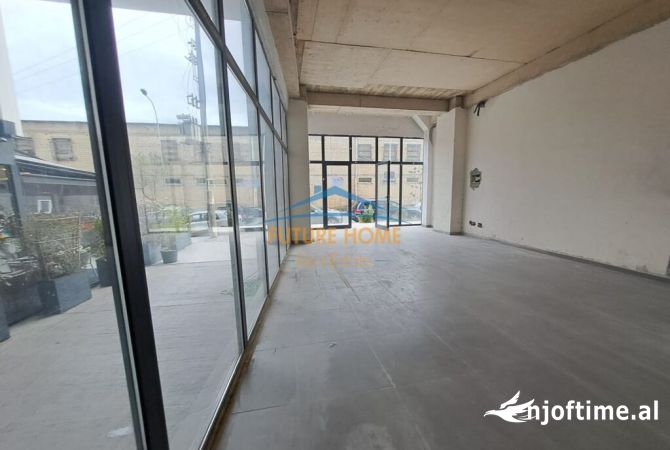 Ambient biznesi ne shitje 1+1 ne Tirane - 145,000 Euro