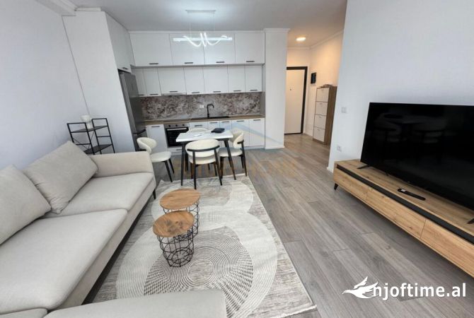 Shtepi me qera 3+1 ne Tirane - 800 Euro
