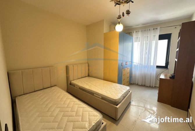 Shtepi me qera Apartament ne Tirane, 2+1, Mobilimi E mobiluar, Pagesa 500  Euro.