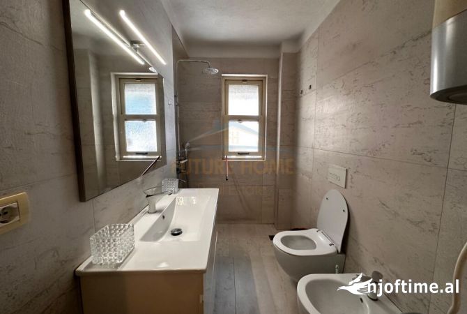 Shtepi me qera Apartament ne Tirane, 2+1, Mobilimi E mobiluar, Pagesa 650  Euro.