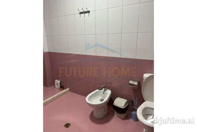 Shtepi me qera Apartament ne Tirane, 2+1, Mobilimi E mobiluar, Pagesa 450  Euro.