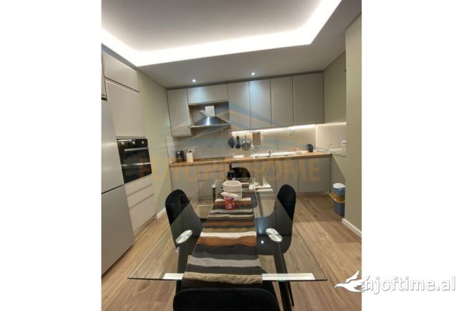 Shtepi me qera 1+1 ne Tirane - 1,500 Euro