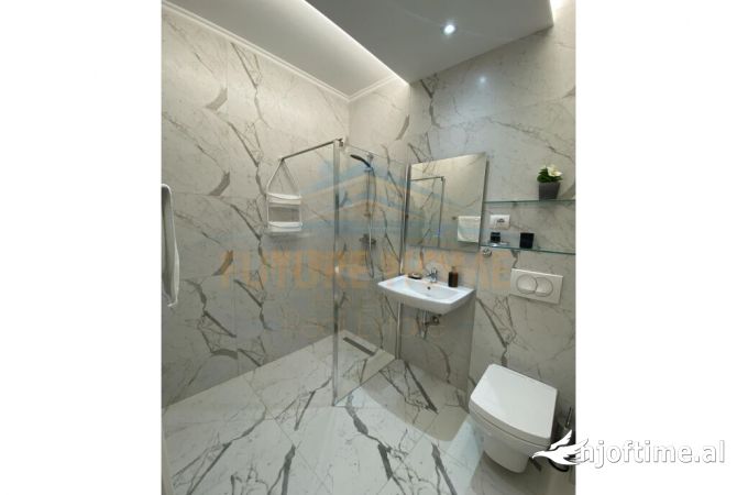 Shtepi me qera Apartament ne Tirane, 1+1, Mobilimi E mobiluar, Pagesa 1,500  Euro.