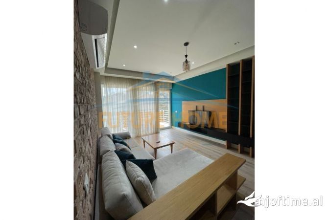 Shtepi me qera 2+1 ne Tirane - 700 Euro