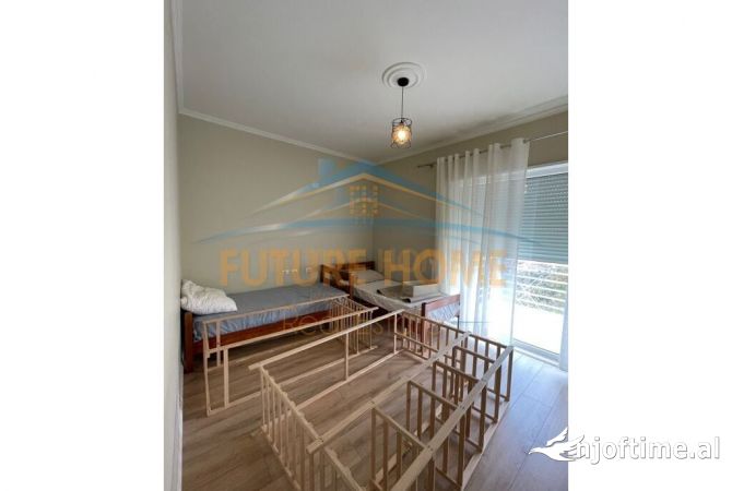 Shtepi me qera Apartament ne Tirane, 2+1, Mobilimi E mobiluar, Pagesa 700  Euro.