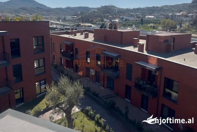 Shtepi ne shitje Apartament ne Tirane, 3+1, Mobilimi Bosh, pa mobiluar, Pagesa 250,000  Euro.