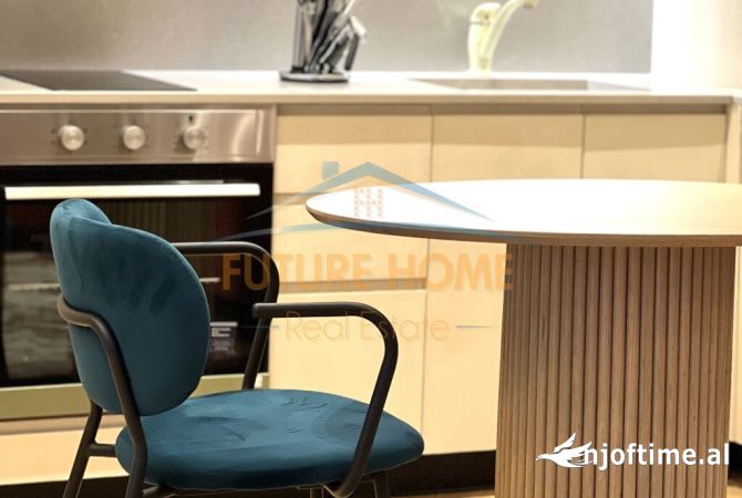 Shtepi me qera Apartament ne Tirane, 1+1, Mobilimi E mobiluar, Pagesa 1,000  Euro.