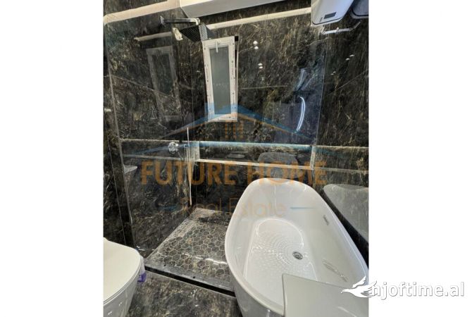 Shtepi ne shitje Apartament ne Tirane, 1+1, Mobilimi E mobiluar, Pagesa 160,000  Euro.