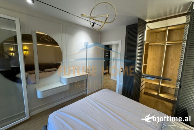 Shtepi ne shitje Apartament ne Tirane, 1+1, Mobilimi E mobiluar, Pagesa 160,000  Euro.