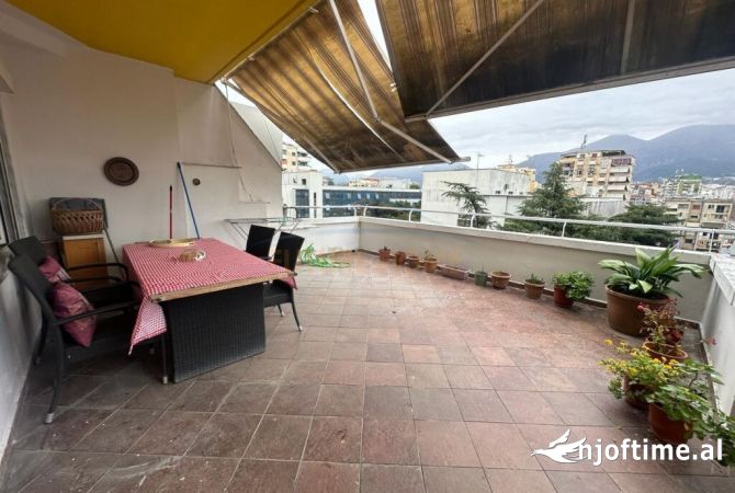 Shtepi me qera Apartament ne Tirane, 1+1, Mobilimi E mobiluar, Pagesa 600  Euro.
