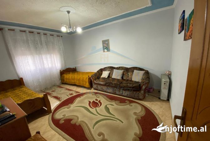 Shtepi ne shitje 2+1 ne Tirane - 70,000 Euro