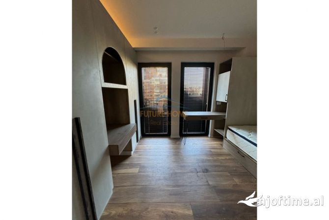 Shtepi me qera Apartament ne Tirane, 3+1, Mobilimi E mobiluar, Pagesa 1,600  Euro.