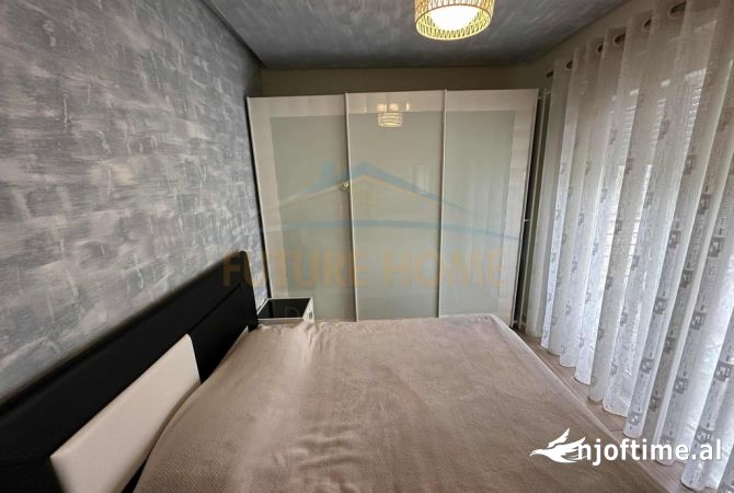 Shtepi ne shitje Apartament ne Tirane, 3+1, Mobilimi E mobiluar, Pagesa 273,000  Euro.