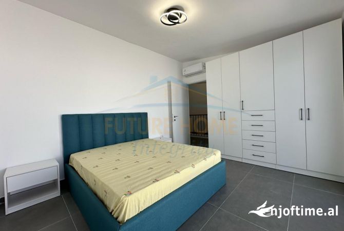 Shtepi ne shitje Duplex(shtepi me 2 kate) ne Tirane, 3+1, Mobilimi E mobiluar, Pagesa 210,000  Euro.