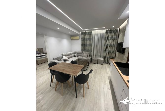 Shtepi me qera 1+1 ne Tirane - 650 Euro