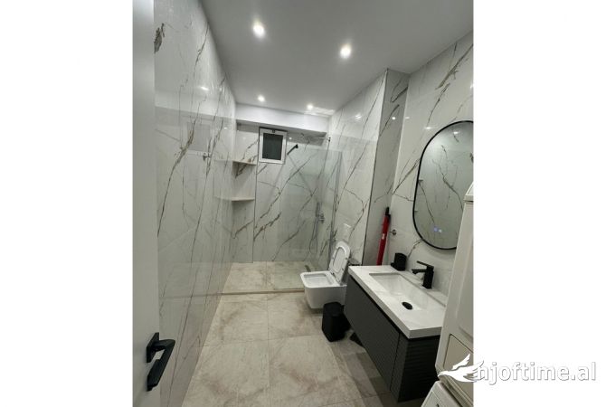 Shtepi me qera Apartament ne Tirane, 1+1, Mobilimi E mobiluar, Pagesa 650  Euro.