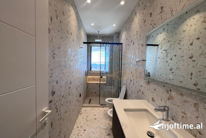 Shtepi me qera Apartament ne Tirane, 1+1, Mobilimi E mobiluar, Pagesa 750  Euro.