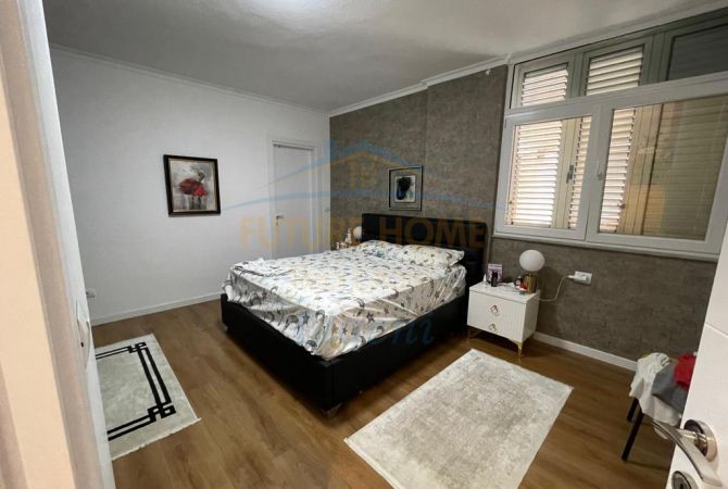 Shtepi me qera 2+1 ne Tirane - 1,800 Euro