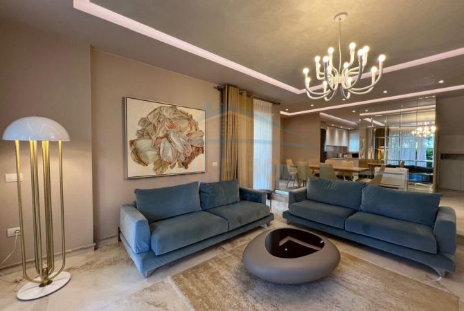 Shtepi ne shitje 3+1 ne Durres - 870,000 Euro