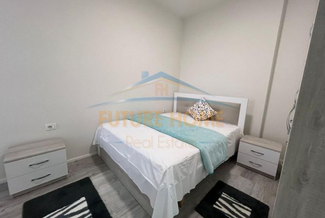 Shtepi ne shitje Apartament ne Tirane, 2+1, Mobilimi E mobiluar, Pagesa 175,000  Euro.