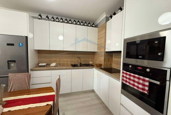 Shtepi me qera 1+1 ne Tirane - 480 Euro