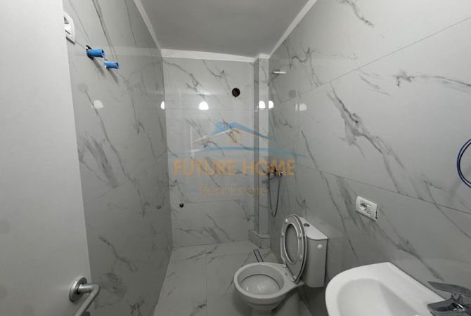 Shtepi ne shitje Apartament ne Tirane, 1+1, Mobilimi Bosh, pa mobiluar, Pagesa 87,000  Euro.