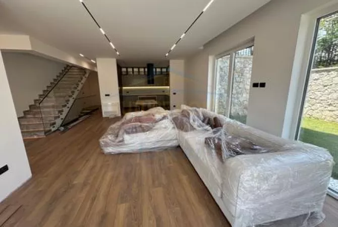 Shtepi ne shitje 3+1 ne Tirane - 1,300,000 Euro