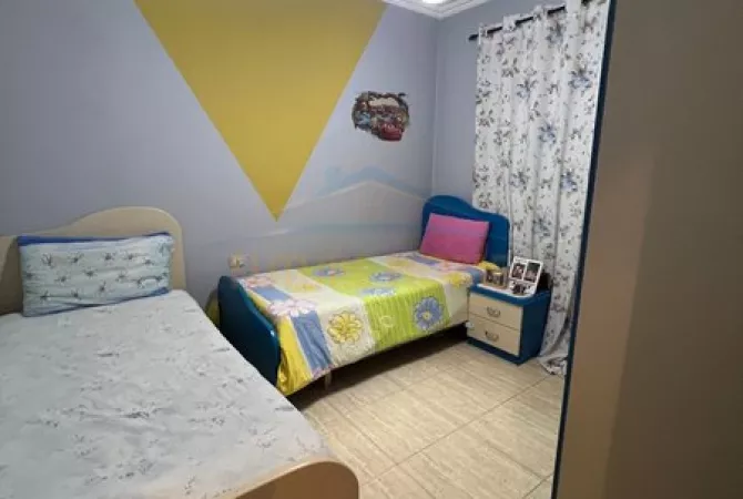 Shtepi ne shitje 2+1 ne Tirane - 155,000 Euro