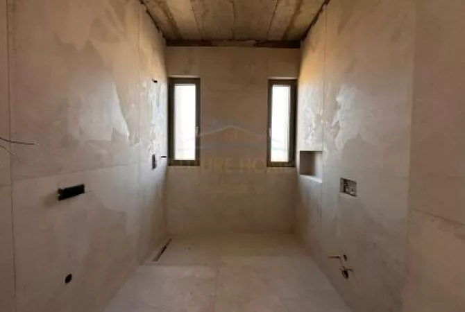 Shtepi ne shitje 2+1 ne Tirane - 377,000 Euro